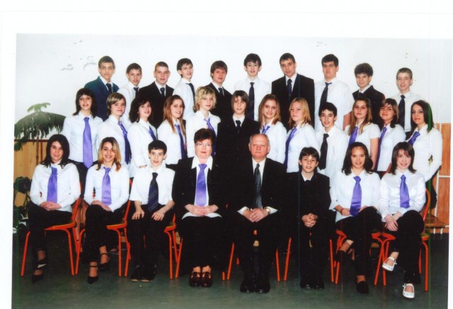 2008. 8.b