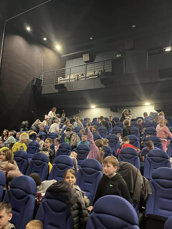 Kincskereső Alapítvány támogatásával mozifilm az alsó tagozatos diákoknak